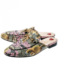 Pre Owned Gucci Begie Tiger Print GG Supreme Canvas Princetown Mules Size 39