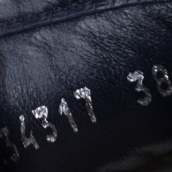 مملوكة مسبقًا حذاء رياضي غوتشي تفاصيل ويب جلد أزرق وكانفاس غوتشيسيما بيج مقاس 38