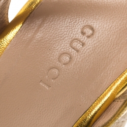 Pre Owned صندل غوتشي سير كاحل كعب روكي إسبادريل رافيا وجلد ذهبي ميتالك مقاس 37