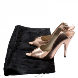 Pre Owned Gucci Metallic Rose Gold Leather Peep Toe Backstrap Sandals Size 37.5