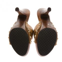 مملوكة مسبقًا Gucci Gold Metallic Leather Icon Bit Clogs Size 38