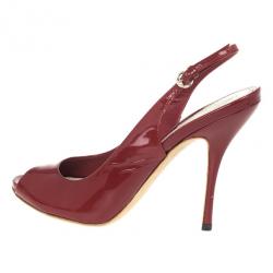 مملوكة مسبقًا Gucci Red Patent Sofia Peep Toe Slingback Sandals Size 39.5