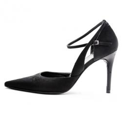 مملوكة مسبقًا Gucci Black Microguccissima D'orsay Pumps Size 38