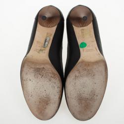 مملوكة مسبقًا Gucci Black Leather 'Miss Bamboo' Horsebit Loafer Pumps Size 37