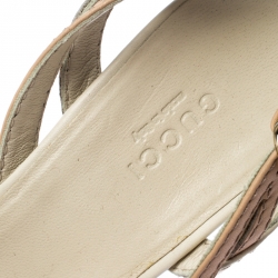 مملوكة مسبقًا صندل غوتشي كوتاو مقدمة مفتوحة كعب روكي ترتواز و جلد ثنائي الل ون مقاس 37.5