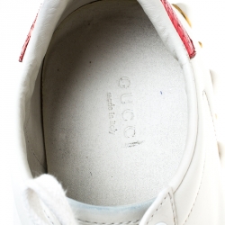 مملوكة مسبقًا حذاء رياضي غوتشي مرتفع من أعلى مزخرف لؤلؤ صناعي نيو أيس تفاصيل ويب حواف جلد ثعبان جلد أبيض مقاس 36.5