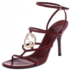 مملوكة مسبقًا صندل غوتشي جلد أسود شعار CC مقاس 39