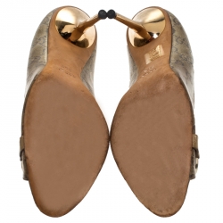 Pre Owned Gucci Gold Guccissima Coated Canvas Horsebit Peep Toe Pumps Size 38