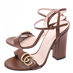 Pre Owned صندل غوتشي GG كعب سميك سير كاحل جلد أسود مقاس 37.5