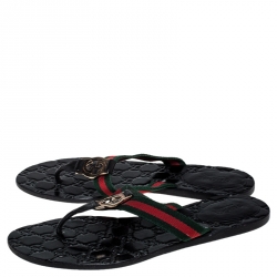 مملوكة مسبقًا صندل بإصبع غوتشي جلد غوتشيسيما أسود وكانفا GG ويب مقاس 36.5