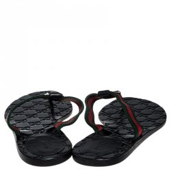 مملوكة مسبقًا صندل بإصبع غوتشي جلد غوتشيسيما أسود وكانفا GG ويب مقاس 36.5