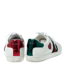 Pre Owned حذاء رياضي غوتشي أربطة تفاصيل قلب ويب Ace جلد أبيض مقاس 39