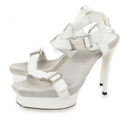 مملوكة مسبقًا Gucci White Leather 'Gail' Clasp Platform Sandals Size 37.5