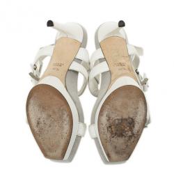 مملوكة مسبقًا Gucci White Leather 'Gail' Clasp Platform Sandals Size 37.5