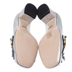 Pre Owned حذاء كعب عالي غوتشي كعب عريض تفاصيل شراشيب مارمونت GG جلد فويل فضي ميتالك مقاس 38.5