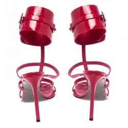 مملوكة مسبقًا صندل غوتشي أورسولا هورسبيت غلادياتور جلد لامع أحمر مقاس 39