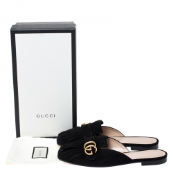 مملوكة مسبقًا Gucci Black Suede GG Marmont Kiltie Mules Size 40.5