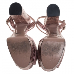 مملوكة مسبقًا صندل غوتشي نعل سميك هورسبيت جلد ثعبان أسود/ وردي فاتح مقاس 38