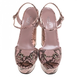 مملوكة مسبقًا صندل غوتشي نعل سميك هورسبيت جلد ثعبان أسود/ وردي فاتح مقاس 38