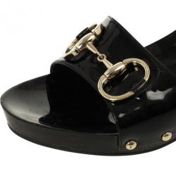 مملوكة مسبقًا Gucci Black Patent ‘Icon Bit’ Clog Slides Size 37.5