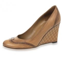 Pre Owned Gucci Tan Leather Johanna GG Wedges Size 38.5