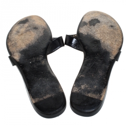 مملوكة مسبقًا Gucci Black Patent Leather Thong Slipper Sandals Size 38