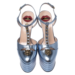 مملوكة مسبقًا Gucci Metallic Blue Leather Angel T Strap Platform Sandals Size 37.5