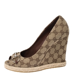 Pre Owned Gucci Beige GG Canvas Charlotte Horsebit Peep Toe Wedge Pumps Size 39