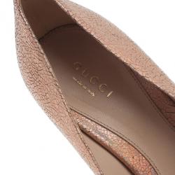 Pre Owned Gucci Gold Metallic Crackled Leather New Hollywood Horsebit Pumps Size 37.5
