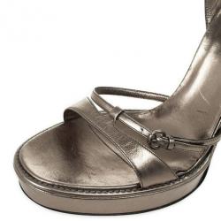 Pre Owned Gucci Grey Leather Ankle Strap Platform Sandals Size 41