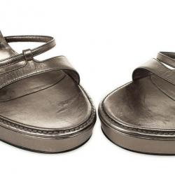 Pre Owned Gucci Grey Leather Ankle Strap Platform Sandals Size 41