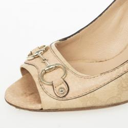 Gucci Cream Guccissima Stamped Leather Horsebit Peep Toe Pumps Size 38.5