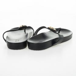 مملوكة مسبقًا Gucci Black Patent Hysteria Thong Sandals Size 40