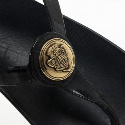 مملوكة مسبقًا Gucci Black Patent Hysteria Thong Sandals Size 40