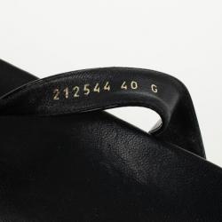 مملوكة مسبقًا Gucci Black Patent Hysteria Thong Sandals Size 40
