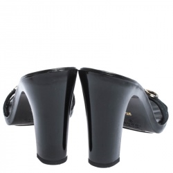 مملوكة مسبقًا Gucci Black GG Canvas Horsebit Slide Sandals Size 37.5