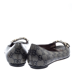 مملوكة مسبقًا حذاء بالرينا فلات غوتشي جولين هورسبيت بمقدمة مفتوحة كانفاس رصاصي وأزرق مقاس 37.5