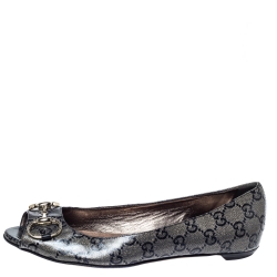 مملوكة مسبقًا حذاء بالرينا فلات غوتشي جولين هورسبيت بمقدمة مفتوحة كانفاس رصاصي وأزرق مقاس 37.5