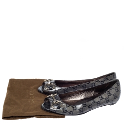 مملوكة مسبقًا حذاء بالرينا فلات غوتشي جولين هورسبيت بمقدمة مفتوحة كانفاس رصاصي وأزرق مقاس 37.5