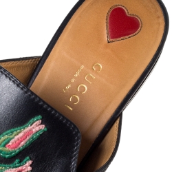 مملوكة مسبقًا حذاء مولز فلات غوتشي "برينستون" مطرز ورود جلد أسود مقاس 37