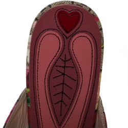 مملوكة مسبقًا Gucci Pink GG Canvas Blooms Princetown Mule Sandals Size 38.5 