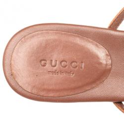 مملوكة مسبقًا Gucci Brown Leather GG Cage Flat Thong Sandals Size 38.5