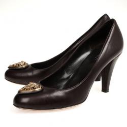 Pre Owned Gucci Dark Brown Leather 'Babouska' Heart Crest Pumps Size 39