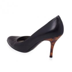 مملوكة مسبقًا Gucci Black Leather Animal Print Heel Pumps Size 37.5