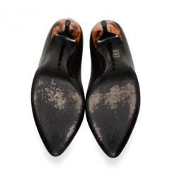 مملوكة مسبقًا Gucci Black Leather Animal Print Heel Pumps Size 37.5