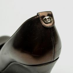 مملوكة مسبقًا Gucci Brown Metallic 'Charlene' Wedges Size 38
