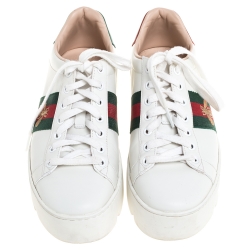 مملوكة مسبقًا حذاء رياضي غوتشي منخفض من أعلى أيس مطرز نحل جلد أبيض مقاس 37