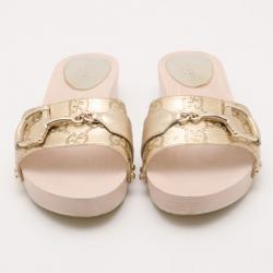 مملوكة مسبقًا Gucci Metallic Guccissima 'Icon Bit' Wooden Clog Slides Size 37.5