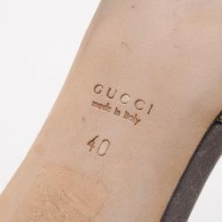 مملوكة مسبقًا Gucci Brown Monogram Kitty Horsebit Slides Size 40