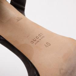 Pre Owned Gucci Leather Studded Sandals Size 40